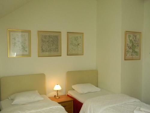 Hotel Rund?le