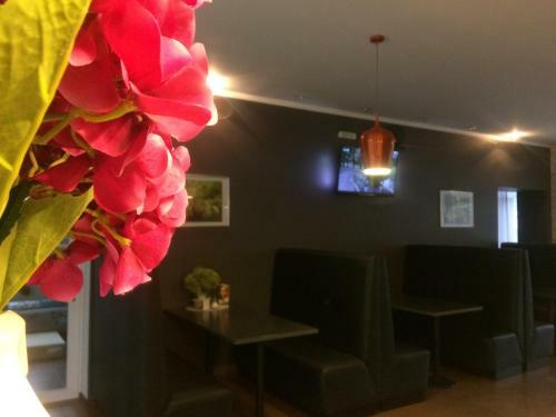 Hostal Guest House - Cafe Liepas