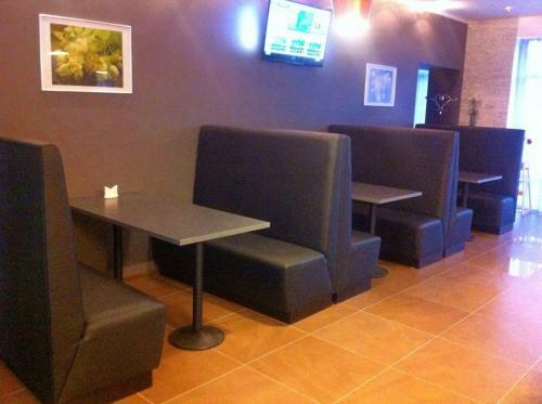 Hostal Guest House - Cafe Liepas