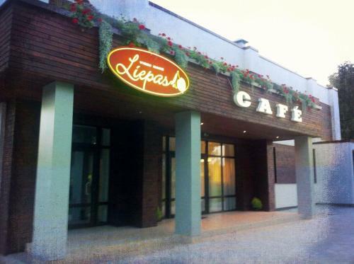 Hostal Guest House - Cafe Liepas