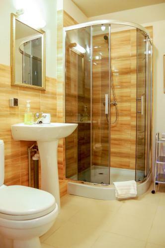 Hostal Guest House Karle