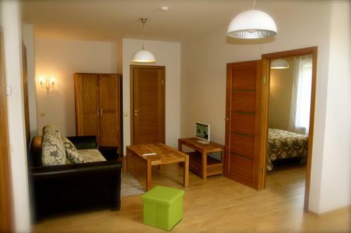 Hostal More Guesthouse