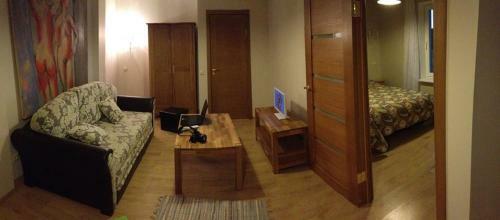 Hostal More Guesthouse