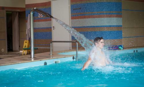 Usma Spa Hotel & Resort