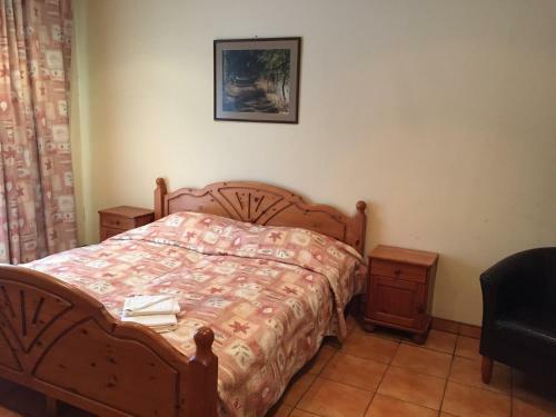 Posada Stren?i Guesthouse