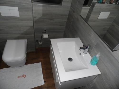 Hostal Qhanolla Guest House