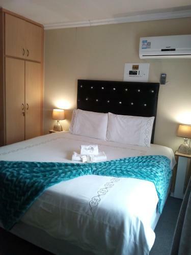 Hostal Kubung Guest House