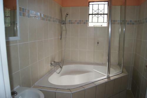 Hostal Rio Guest House