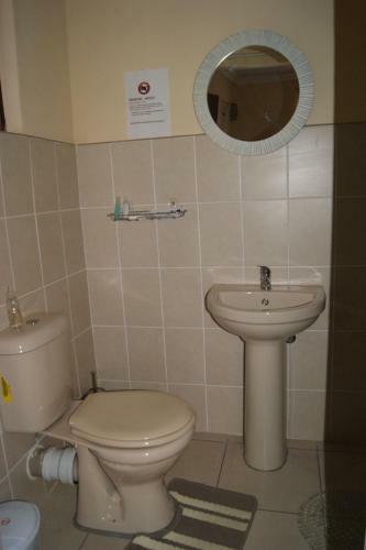 Hostal Rio Guest House