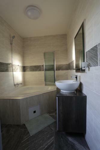 Hostal The Clan Guest House