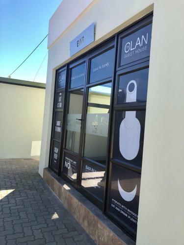 Hostal The Clan Guest House
