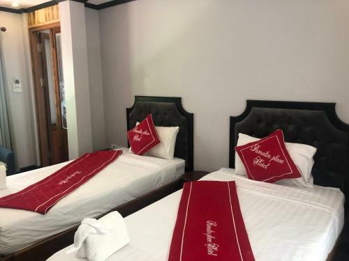 Hostal Oudomsouk City Center