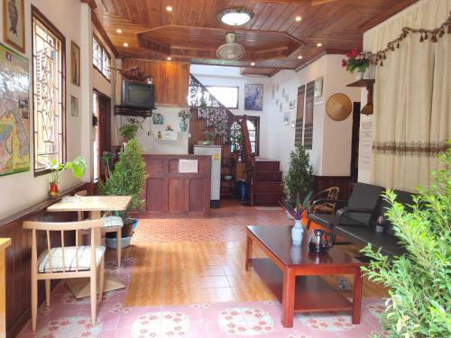 Hostal Phanhthasone Guesthouse