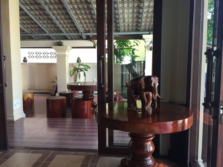 Bed & Breakfast Maison Vongprachan Hotel