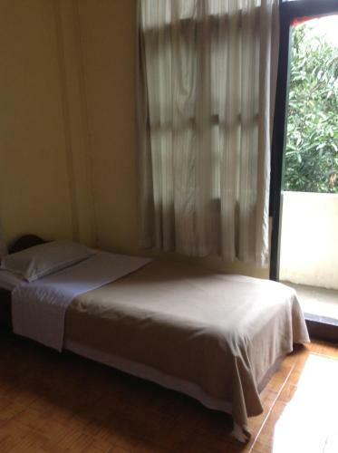 Hostal Pathoum Phone Guesthouse