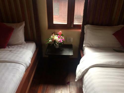 Hostal Chaluenxay Villa