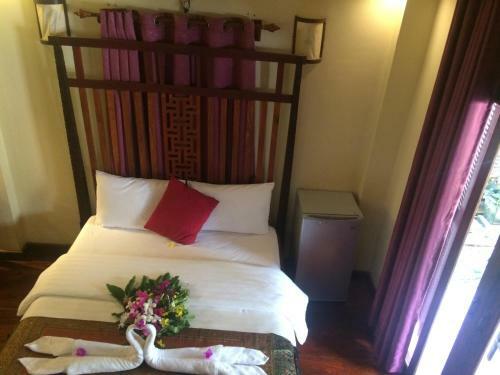 Hostal Chaluenxay Villa