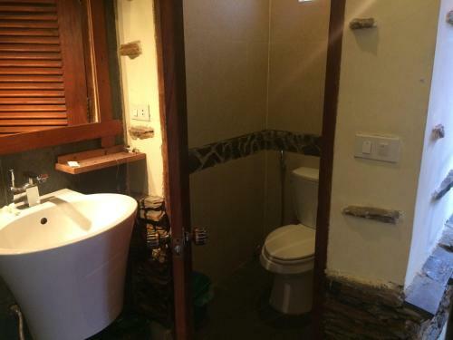 Hostal Chaluenxay Villa