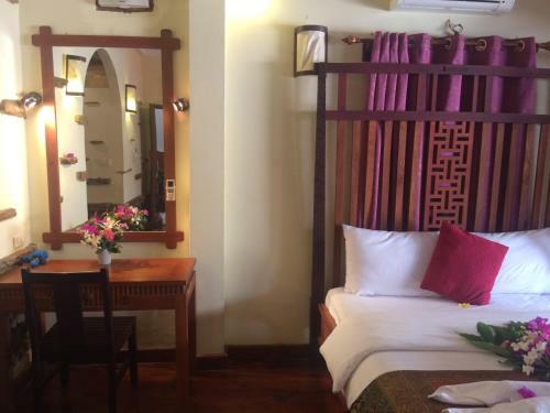 Hostal Chaluenxay Villa