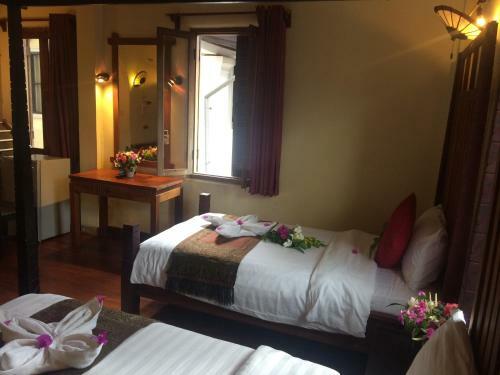Hostal Chaluenxay Villa
