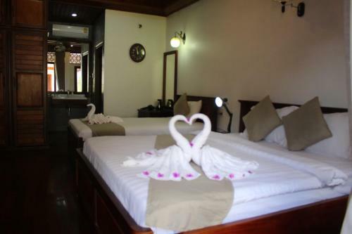 Hostal Chaluenxay Villa
