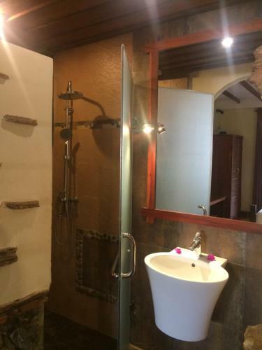 Hostal Chaluenxay Villa