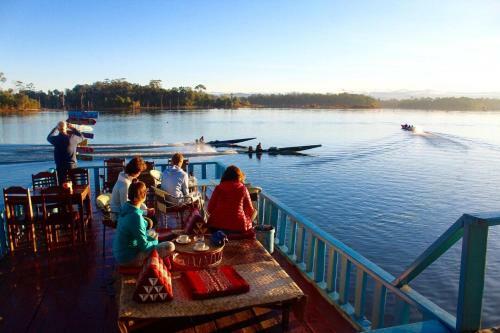 Hostal Phosy Thalang Guesthouse