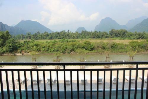 The Grand Riverside Hotel 2 Vangvieng