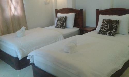 Hostal Thip Phavan Guesthouse