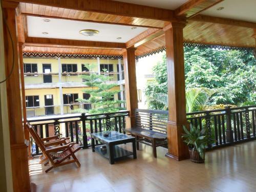 Hostal Thoulasith Guesthouse