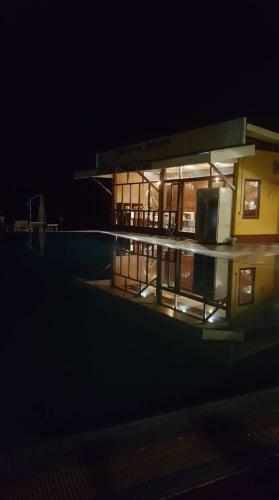 Golden Hotel Don Det