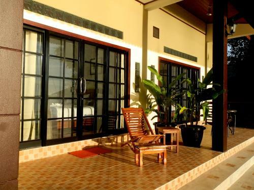 Hostal Nakorn River View