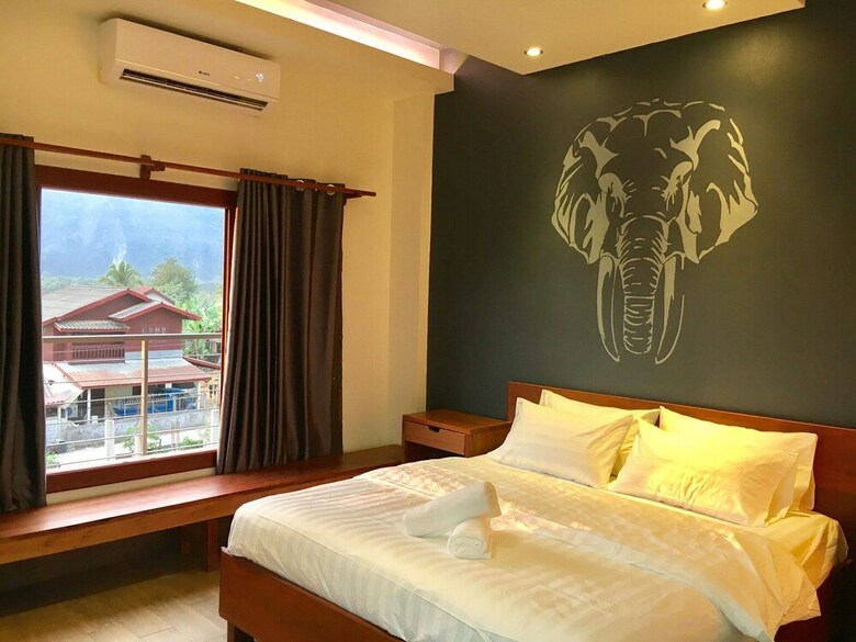 Hotel Faraway Suites