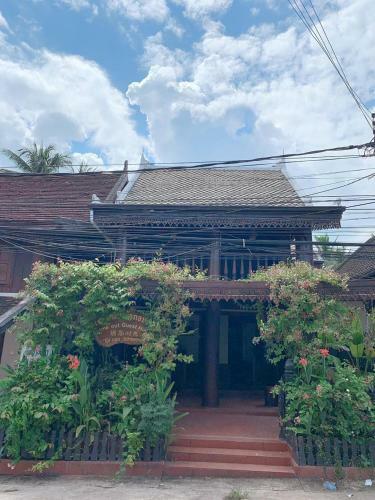 Time Out Guesthouse