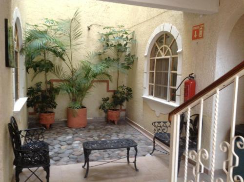 Hotel Casa Blanca