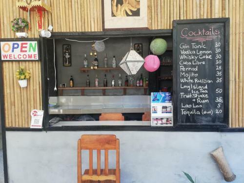 Hostal Meexai Guesthouse