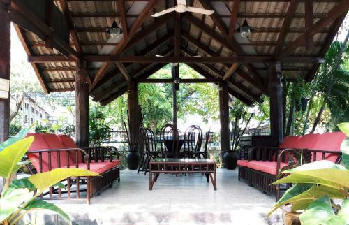 Dorkket Homestay