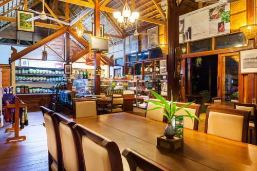 Hotel Sinouk Coffee Resort