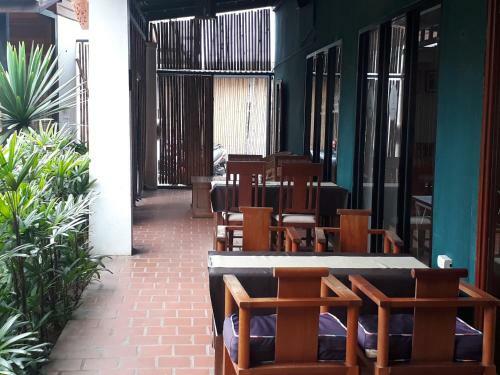 Charming Lao Hotel