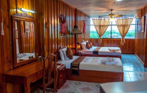 Maly Hotel