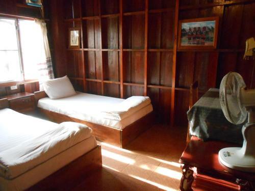Hostal Zuela Guesthouse