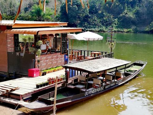 Hotel Ou River House