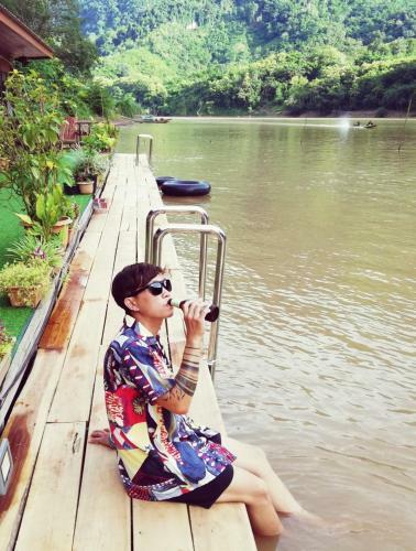 Hotel Ou River House