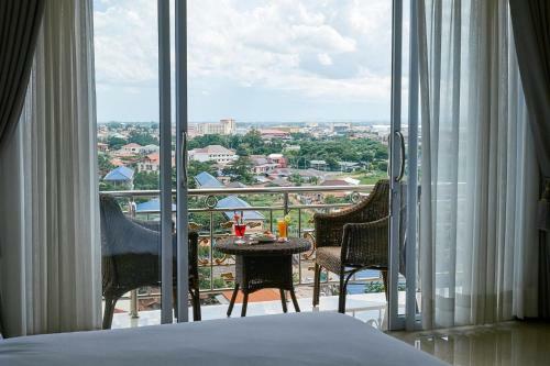 Hotel Continental Plaza Vientiane