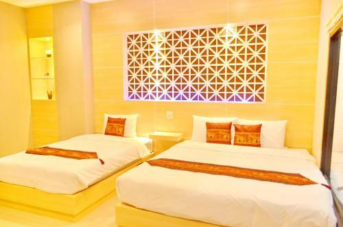 Thatluangview Hotel