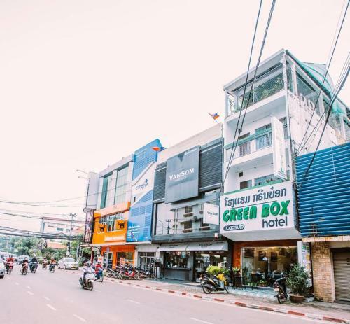 Green Box Capsule Hostel & Hotel