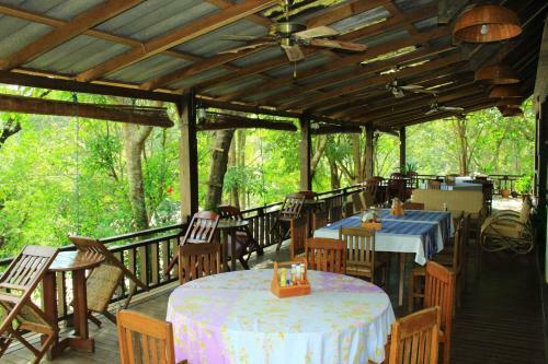 Tadlo Lodge