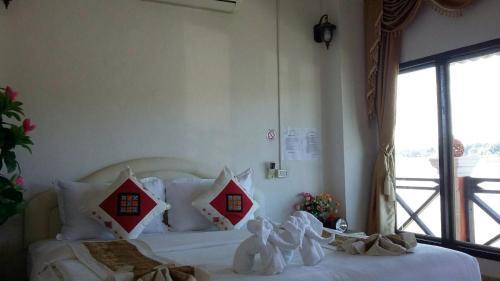 Houayxai Riverside Hotel (phonevichit Guesthouse)