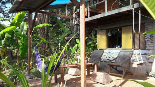 Rudi Mental Holiday Lodge