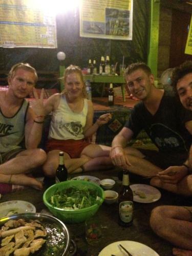 Hostal Green Buffalo G.h And Bar
